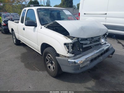 TOYOTA TACOMA 2000