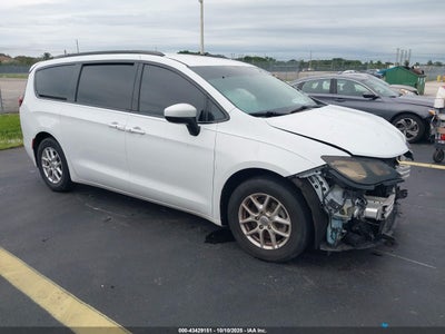 CHRYSLER VOYAGER 2021