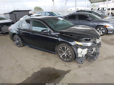 TOYOTA CAMRY HYBRID 2019