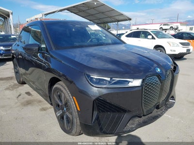 BMW IX 2025