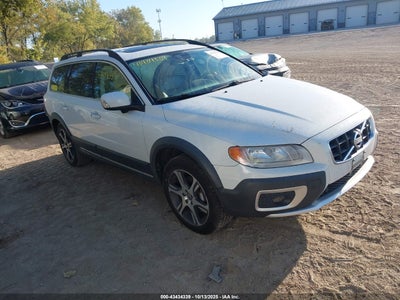 VOLVO XC70 2012