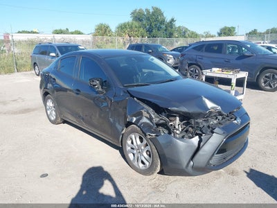 TOYOTA YARIS IA 2018