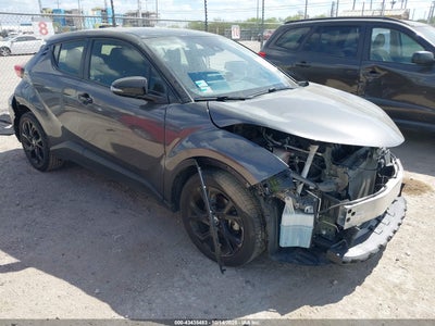 TOYOTA C-HR 2021