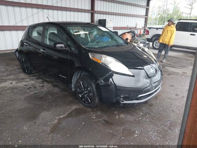NISSAN LEAF 2013