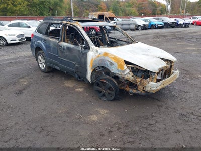 SUBARU OUTBACK 2013