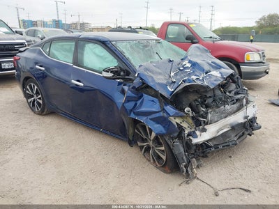 NISSAN MAXIMA 2017