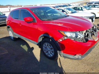 NISSAN ROGUE SPORT 2018