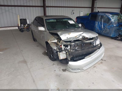 TOYOTA AVALON 2002