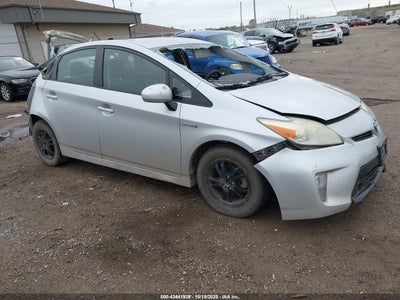 TOYOTA PRIUS 2013
