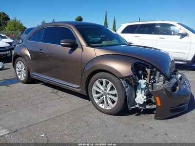 VOLKSWAGEN BEETLE 2014