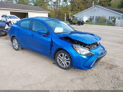 TOYOTA YARIS IA 2017