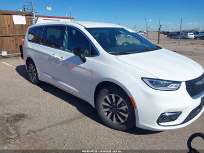 CHRYSLER PACIFICA HYBRID 2025