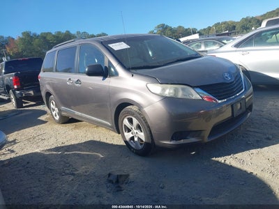 TOYOTA SIENNA 2014