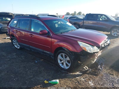 SUBARU OUTBACK 2013