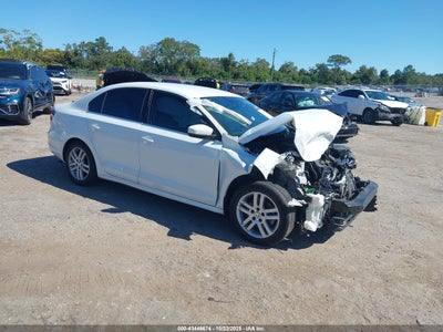 VOLKSWAGEN JETTA 2017