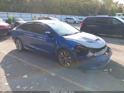 CHRYSLER 200 2015