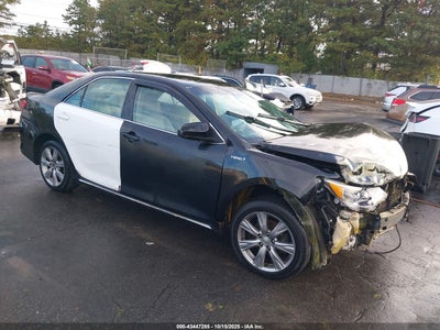 TOYOTA CAMRY HYBRID 2013