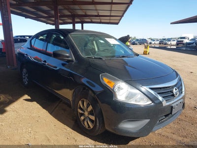 NISSAN VERSA 2016