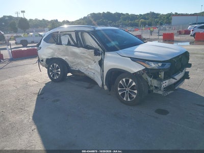 TOYOTA HIGHLANDER 2020