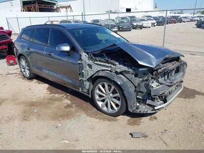 VOLVO V60 2020