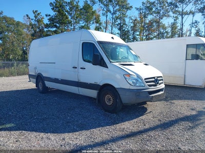 MERCEDES-BENZ SPRINTER 2500 2011