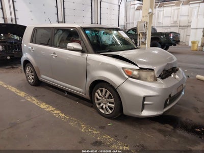 SCION XB 2011