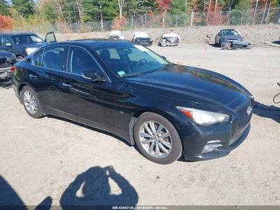 INFINITI Q50 2014