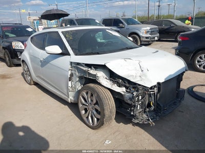 HYUNDAI VELOSTER 2015