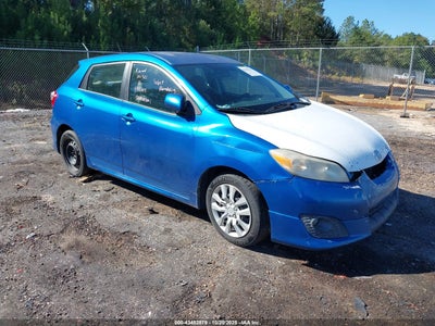 TOYOTA MATRIX 2010