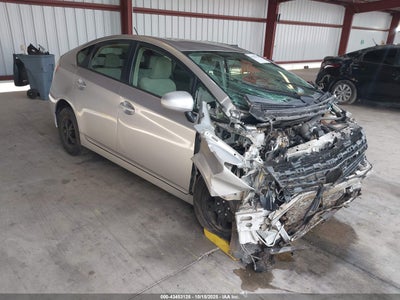TOYOTA PRIUS 2012