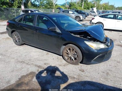 TOYOTA CAMRY 2015