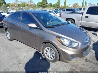HYUNDAI ACCENT 2012
