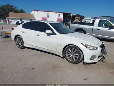 INFINITI Q50 2015