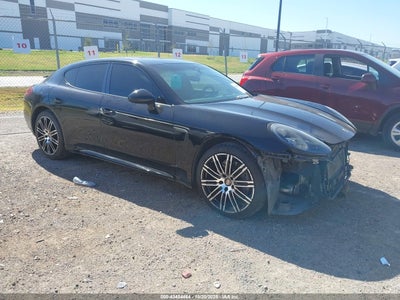 PORSCHE PANAMERA 2014