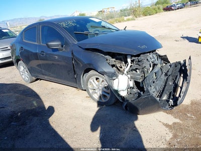 TOYOTA YARIS IA 2017