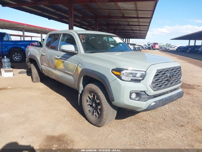 TOYOTA TACOMA 2023