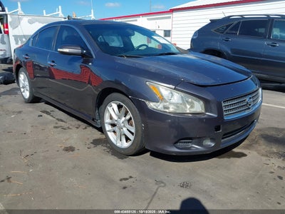 NISSAN MAXIMA 2011