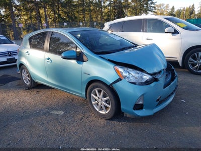 TOYOTA PRIUS C 2014