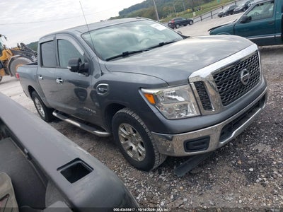 NISSAN TITAN 2017