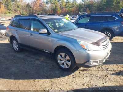 SUBARU OUTBACK 2010