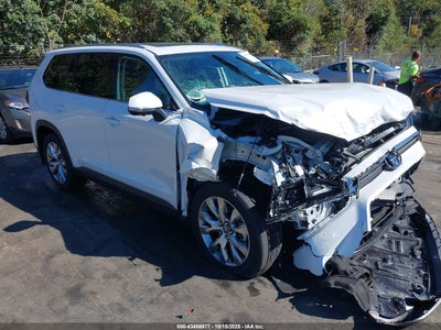 TOYOTA GRAND HIGHLANDER 2025