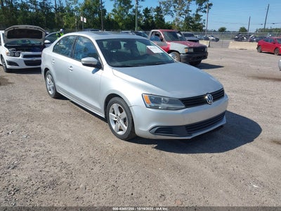 VOLKSWAGEN JETTA 2012