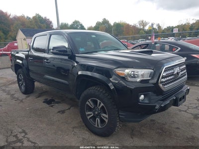 TOYOTA TACOMA 2017