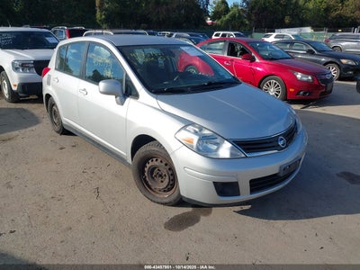 NISSAN VERSA 2011