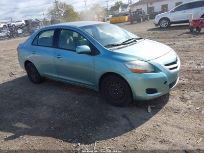 TOYOTA YARIS 2010