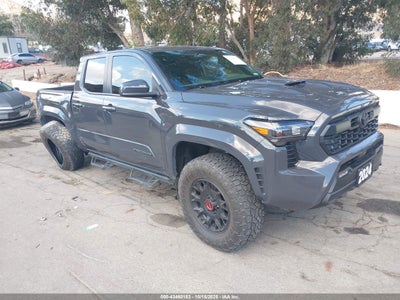 TOYOTA TACOMA 2024