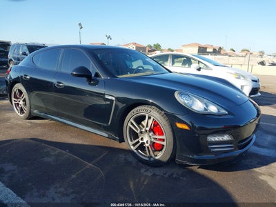PORSCHE PANAMERA 2011