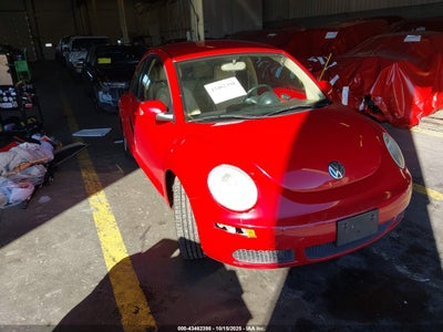 VOLKSWAGEN NEW BEETLE 2009