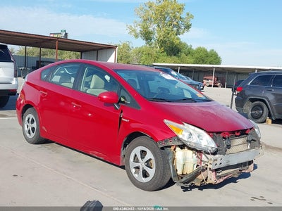 TOYOTA PRIUS 2012