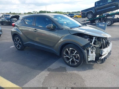 TOYOTA C-HR 2021